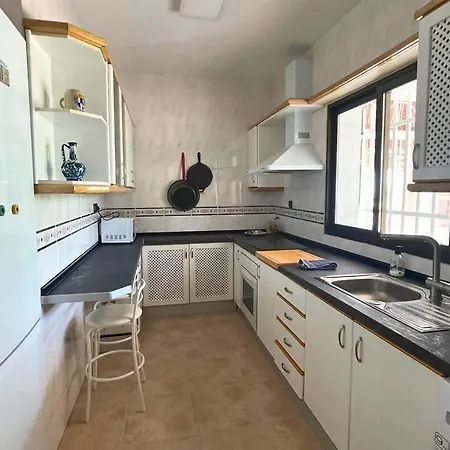 Holiday home Casa Con Jardin En *