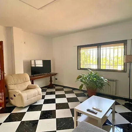 Casa Con Jardin En Ferienhaus Ogíjares